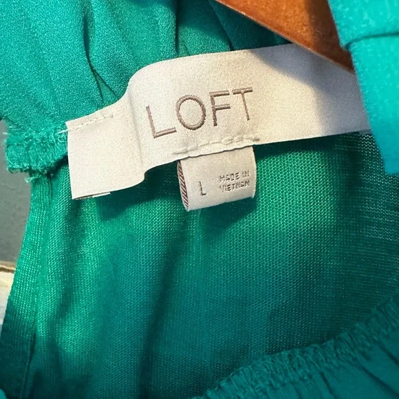 NWT Loft Cap Sleeve Blouse - Picture 3 of 5